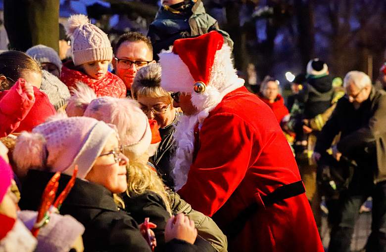 Czy dzieci obudzą św. Mikołaja? Zapraszamy 6 grudnia na rynek!