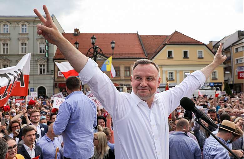 FB Andrzej Duda